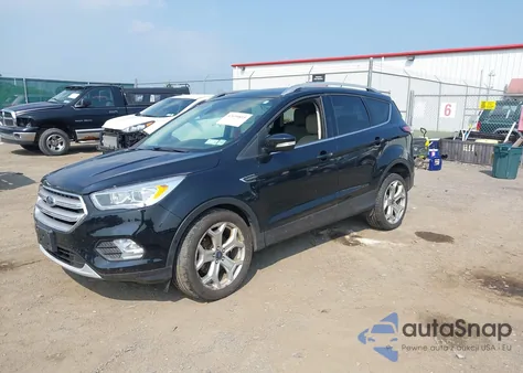 2018 Ford Escape Titanium from USA, damaged, VIN 1FMCU9J96JUC99065